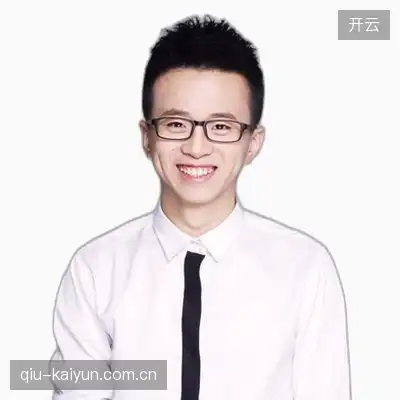 余彤博